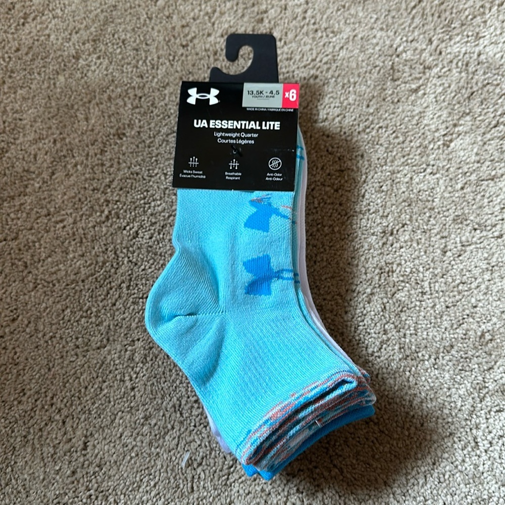 Brand new with tags Under Armour socks